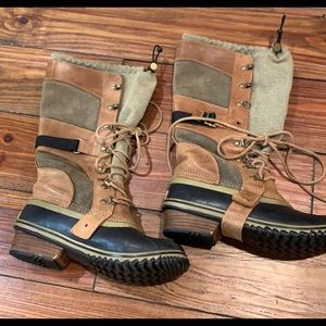 Vintage women’s Sorel snow boots 8